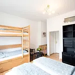 Hostel Wohnzimmer-Essen